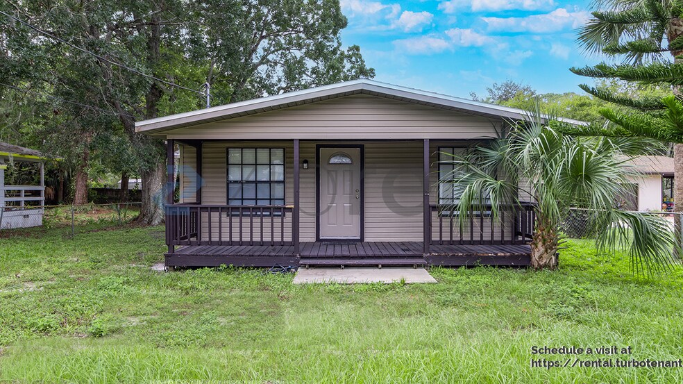 Primary Photo - 1584 Selma Ave