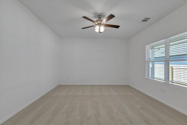 Building Photo - 202 Tokalaun Dr