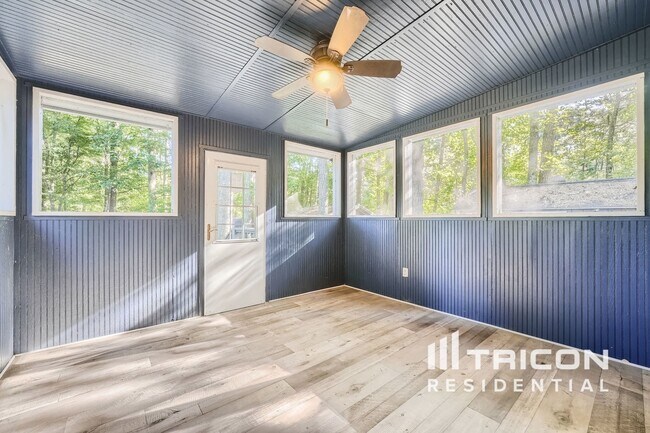Building Photo - 3497 Hill Ln