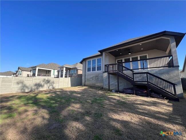 Building Photo - 535 Orchard Way