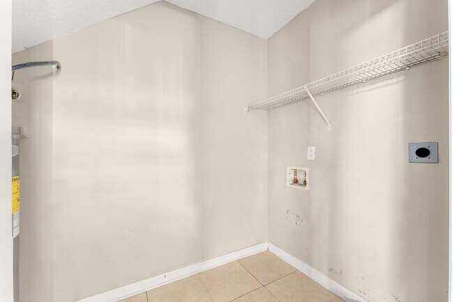 Building Photo - 133 White Cap Wy