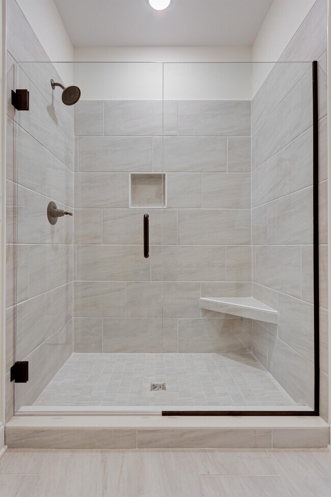 Building Photo - 1005 Beech Tree Cv