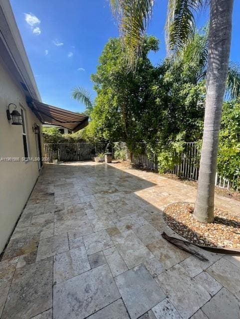 Building Photo - 1538 Winterberry Ln