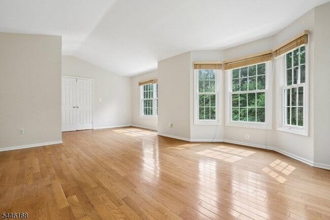 Building Photo - 85 Laurelwood Ct