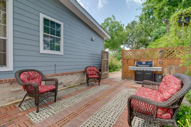 Building Photo - 2609 Wheless Ln