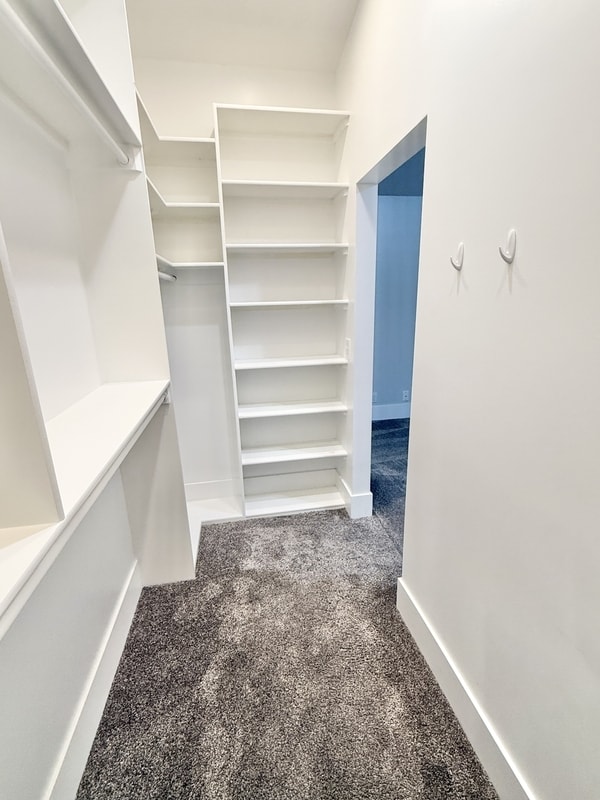 Building Photo - 1729 Colchester Ct