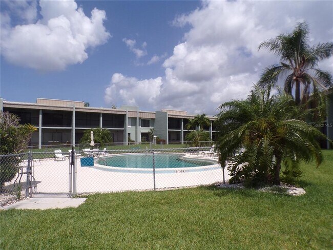 Building Photo - 1461 Aqui Esta Dr