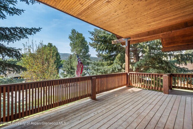 Building Photo - 17 Dakota Ct