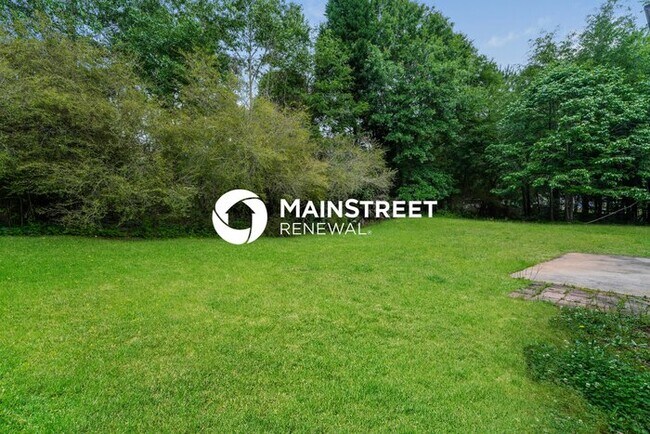 Building Photo - 3 Bedroom Pet-Friendly Home in Conyers, GA with Main Street Renewal