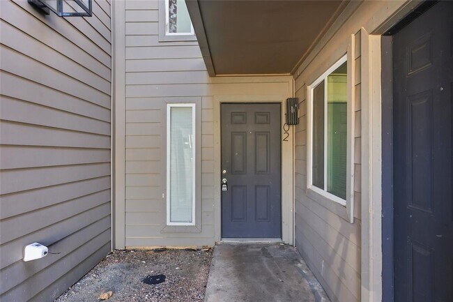 Building Photo - 2705 Windswept Cove