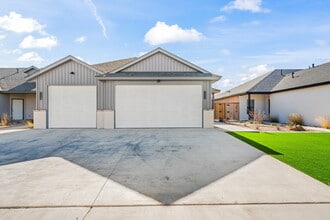 Building Photo - New Construction in Iron Horse!