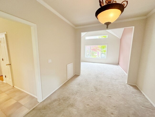Building Photo - Gorgeous 4-Bedroom, 2.5-Bathroom House in ...