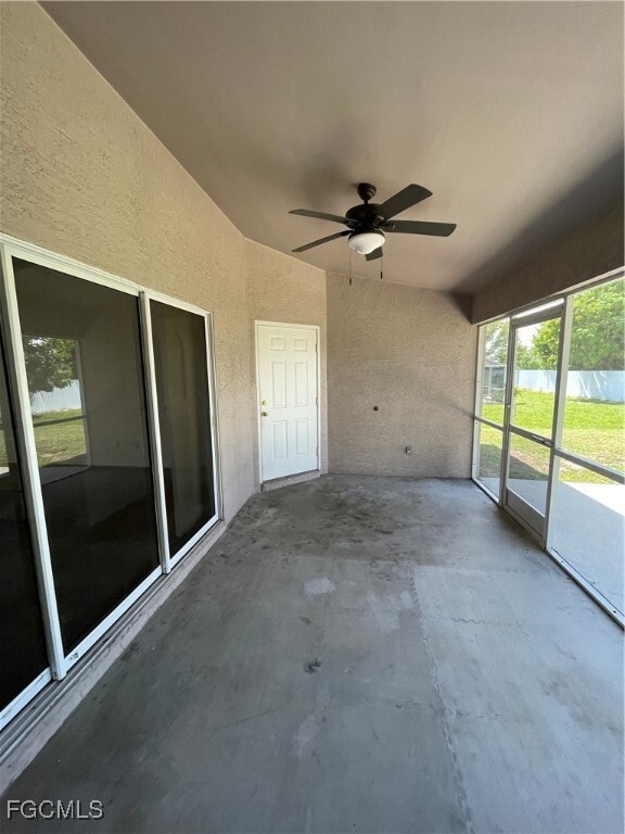 Building Photo - 1005 SW 32nd Terrace