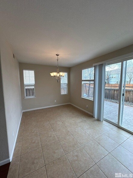 Building Photo - 3994 Dominus Dr