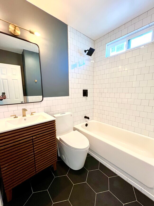 Newly remodeled bathroom - 2459 Torrance Blvd