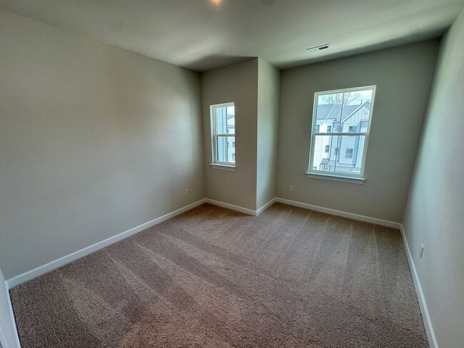Building Photo - 4707 Cypress Tree Ln