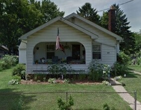 Building Photo - Spacious 3-Bedroom Home in Canton, OH | 1,320 Sq Ft