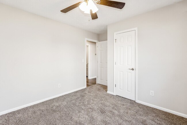 Building Photo - 3-Bedroom Retreat with 2 Full Baths in Fayetteville