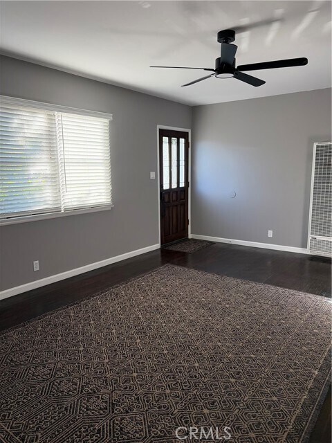 Building Photo - 718 Harding Ave