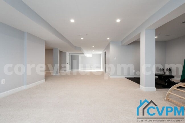 Building Photo - 2606 Box Tree Dr