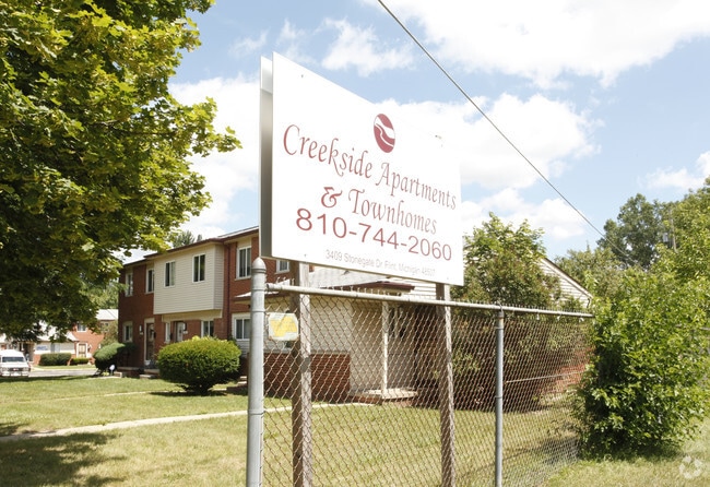 Building Photo - Creekside Townhomes