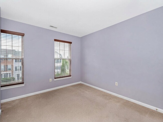 Building Photo - 505 Ellison Ct