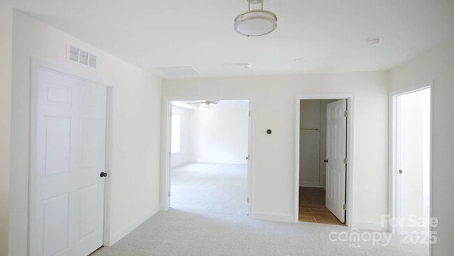 Building Photo - Earn Wealth While Leasing - Like a Homeowner - Lease to Own