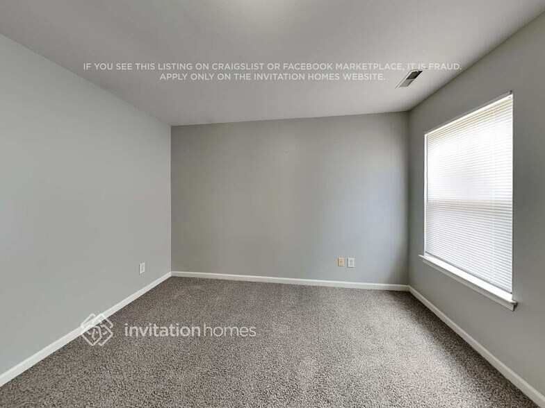 Building Photo - 3013 Saphire Ln