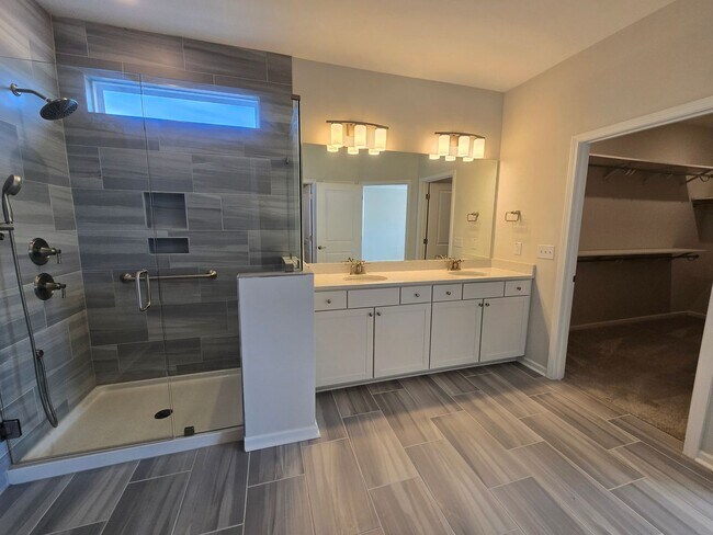 Building Photo - 3 BR/2BA | Newly Renovated Single Family Home | 2-Car Garage Parking | Large backyard| In Carolin...