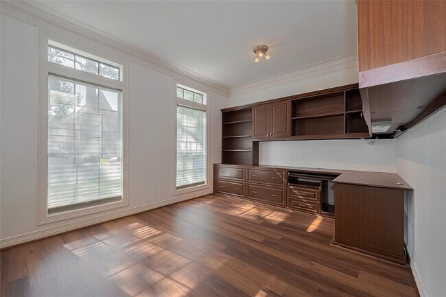 Building Photo - 510 Barkers Cove