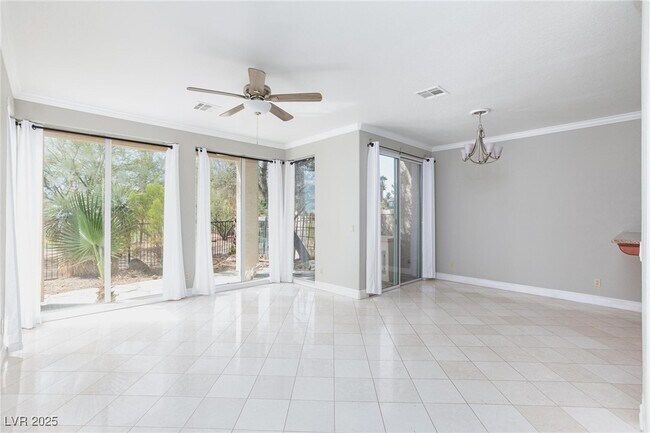 Building Photo - 8949 Diamond Falls Dr