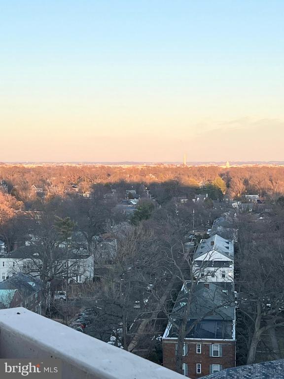 Building Photo - 4141 Henderson Rd