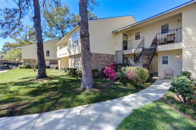 Building Photo - 14515 Wunderlich Dr