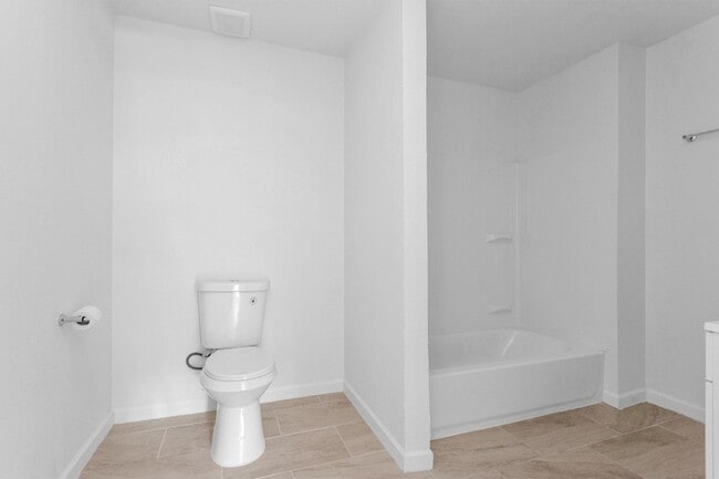 Building Photo - 16016 Green Manor Dr