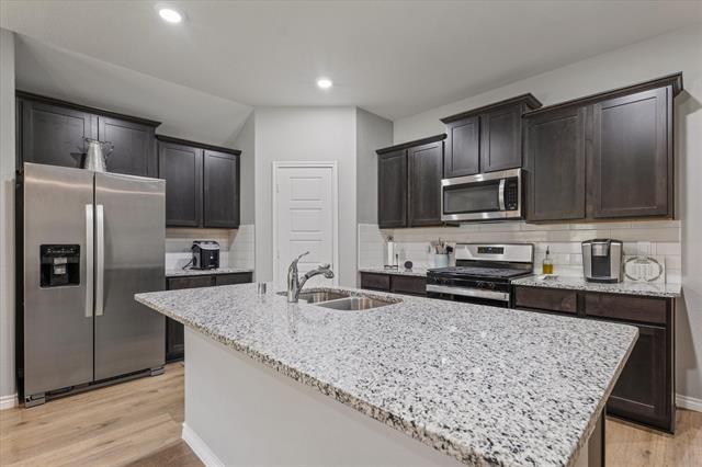 Building Photo - 7313 Mayplace Dr