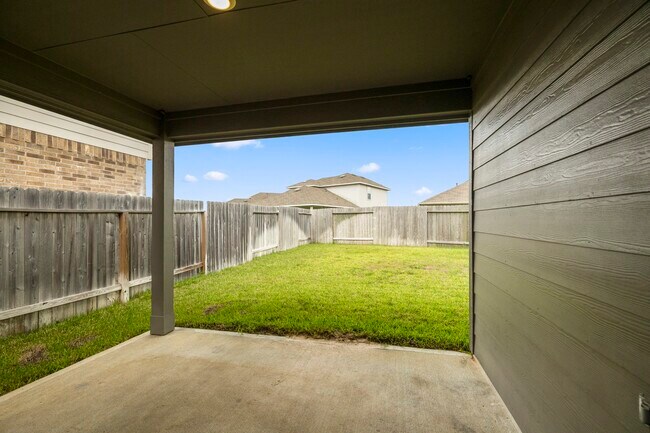 Building Photo - 2354 Otter Falls Dr
