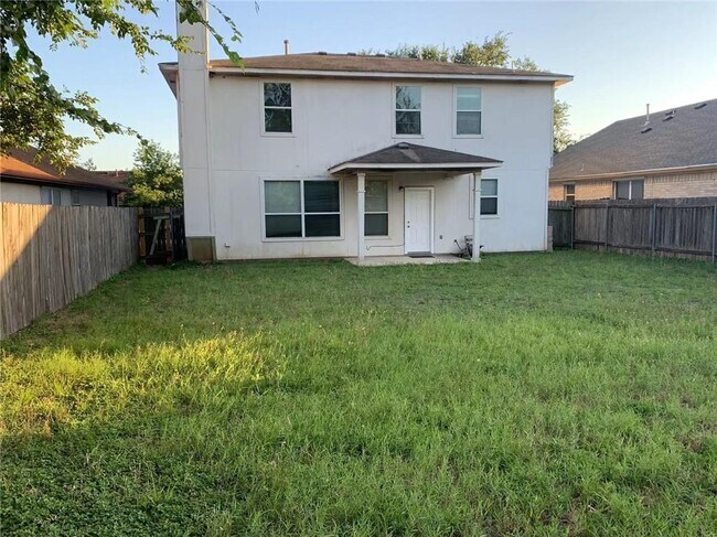 Building Photo - 14304 Sarah Ann Dr