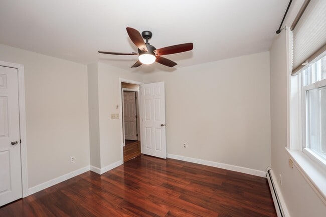 Building Photo - 81 Orchard Path Rd