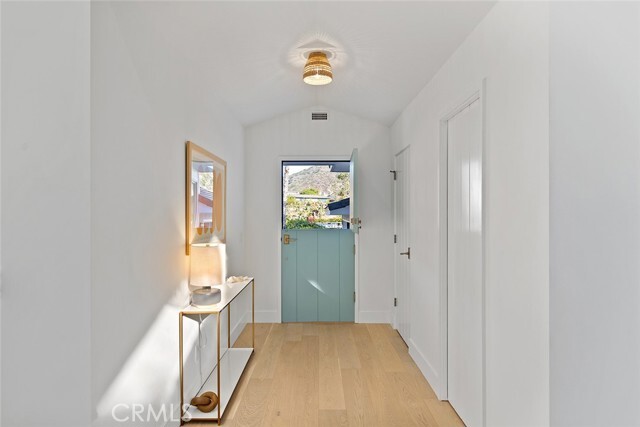 Building Photo - 153 Emerald Bay