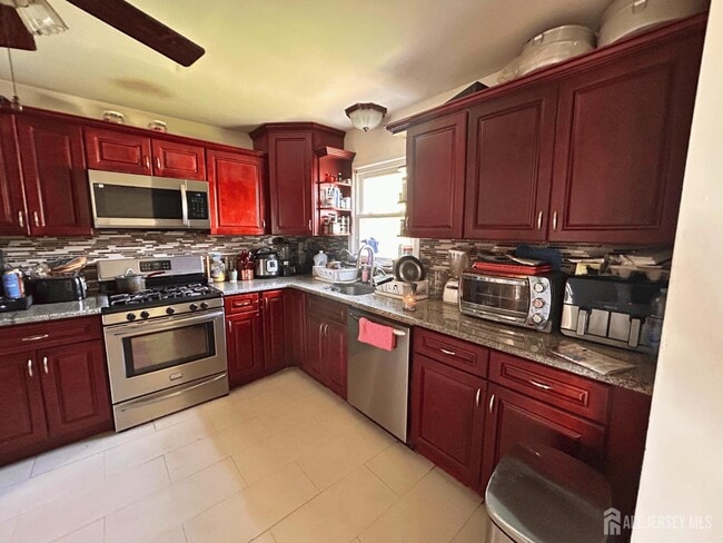 Building Photo - 74 Washington Ave