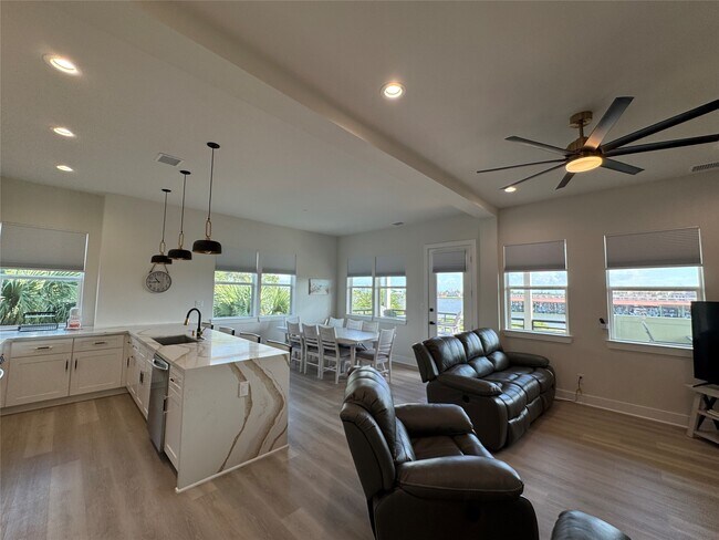 Building Photo - 3610 Niko Ct