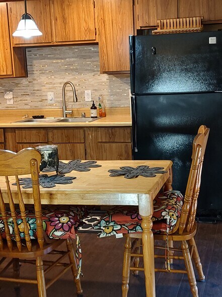 Building Photo - 5204 Roman Dr