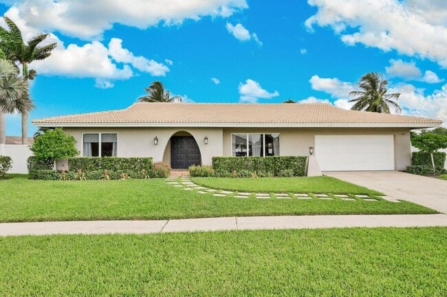 Primary Photo - 5660 Golfway Dr