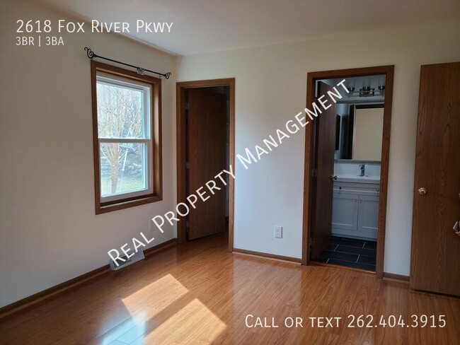 Building Photo - 2618 Fox River Pkwy