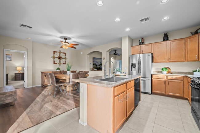 Building Photo - 16048 W Papago St