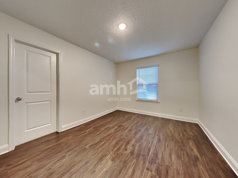 Building Photo - 171 Elcano Ln