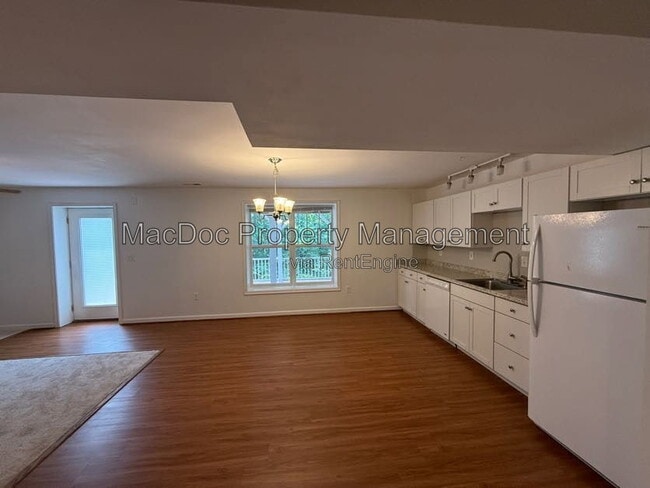 Building Photo - 1404 Graham Dr