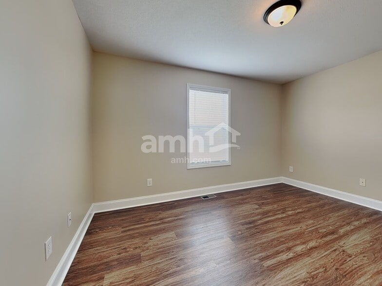 Building Photo - 4114 Oakstone Ln