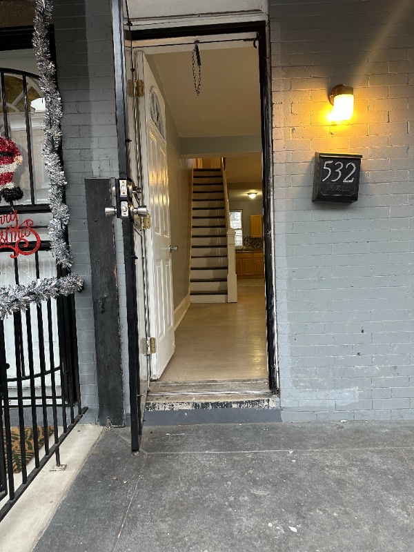 Building Photo - 532 N Paxon St