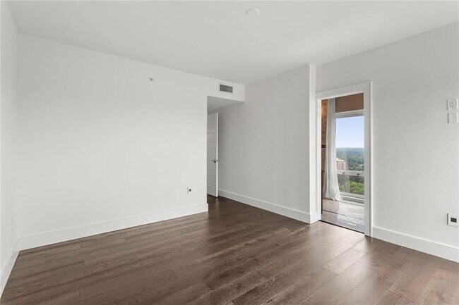 Building Photo - 3475 Oak Valley Rd NE